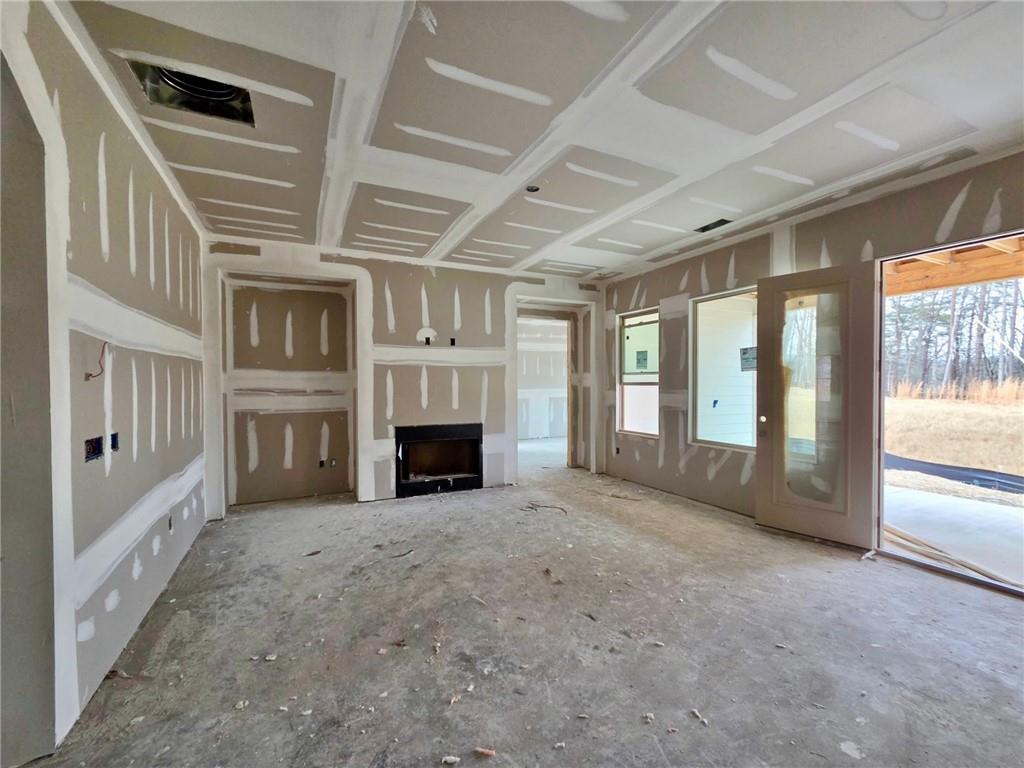 172 Cherokee Drive S