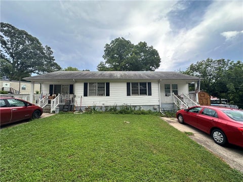 Multifamily For Sale - 270 Cole Street<br/> Buford, GA 30518