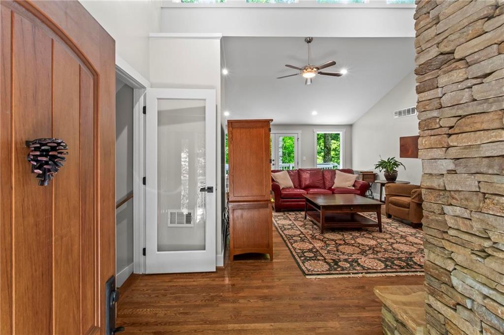 970 Pine Grove Pointe Drive