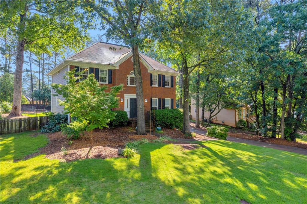 2151 Hamstead Court, Suwanee, Georgia image 2