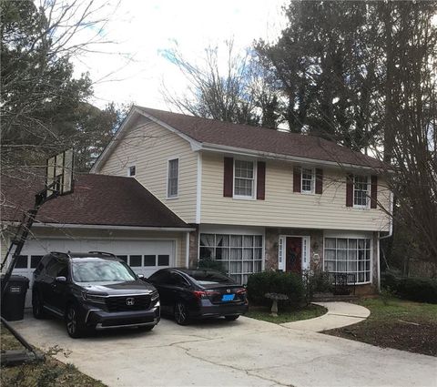 A home in Lilburn