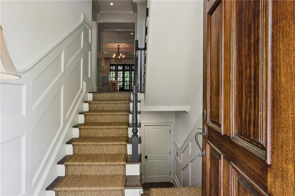 2802 Rumson Court NE 2