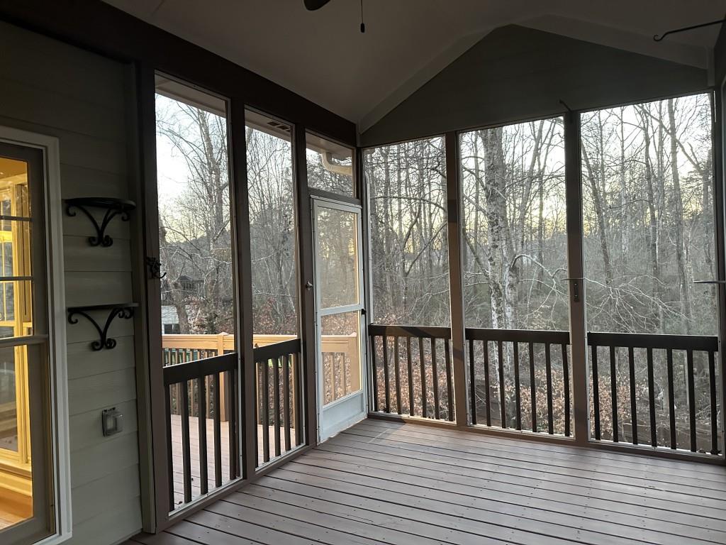 4106 Creekview Ridge Drive, Buford, Georgia image 7