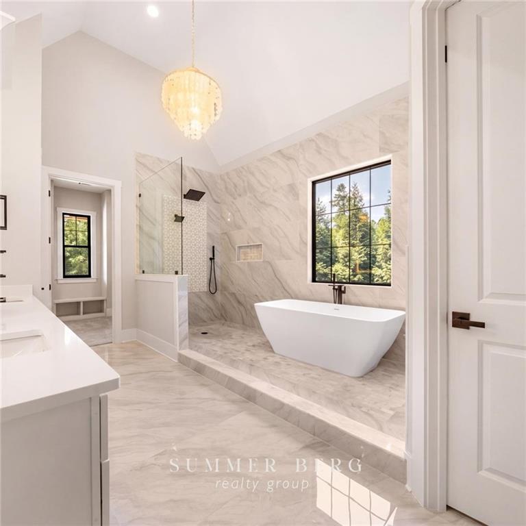 146 Lakeside Drive