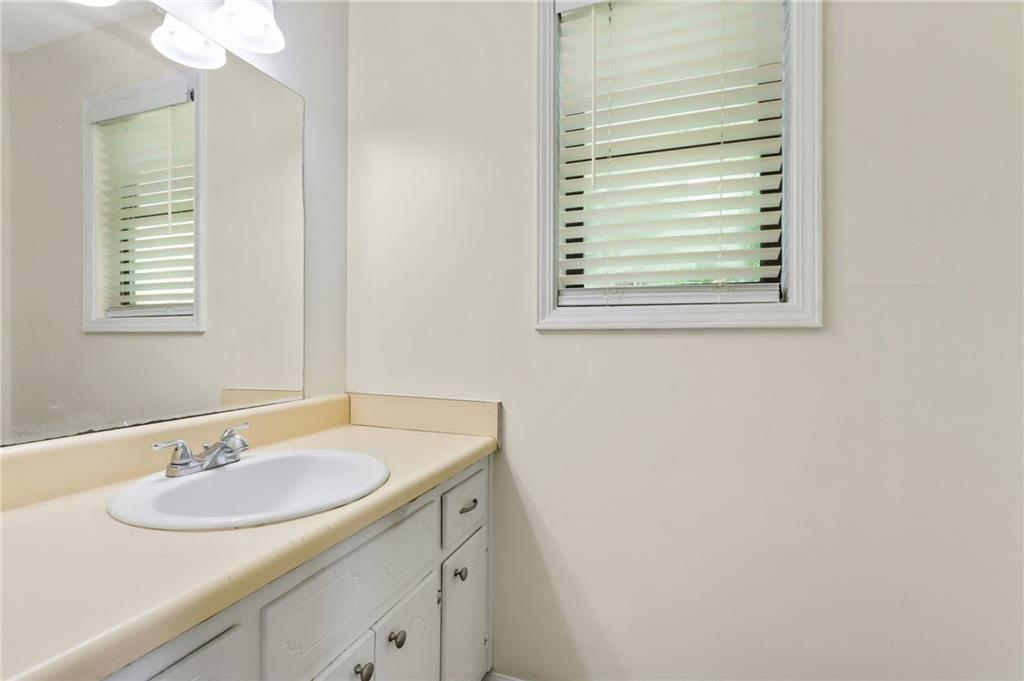 Booth circle - Residential Income