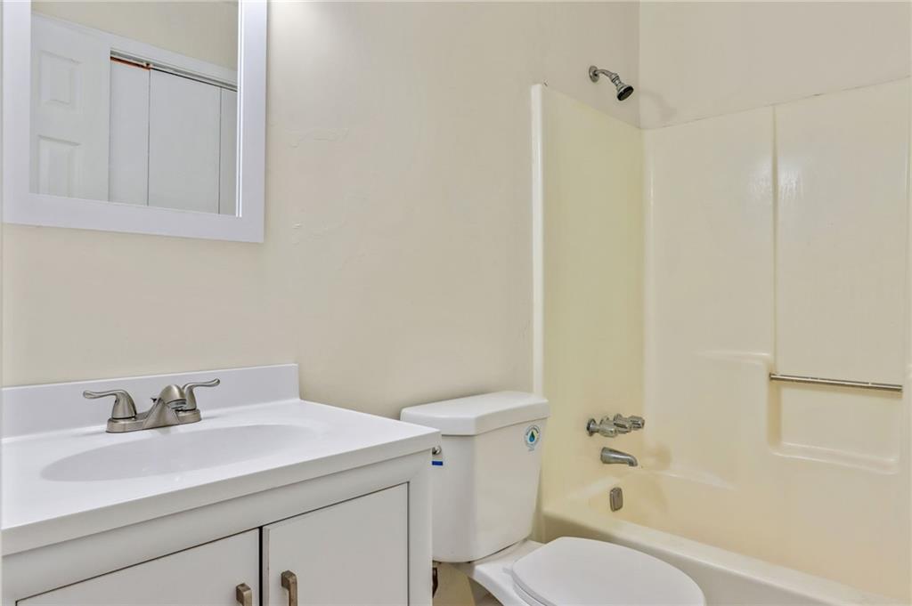 Booth circle - Residential Income