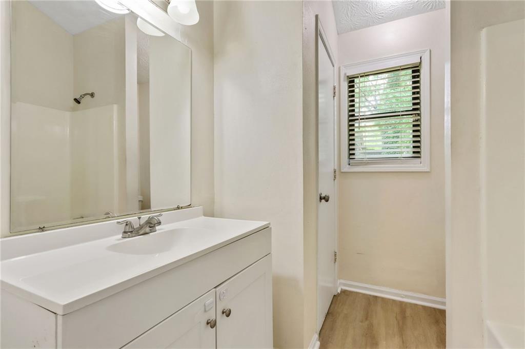 Booth circle - Residential Income