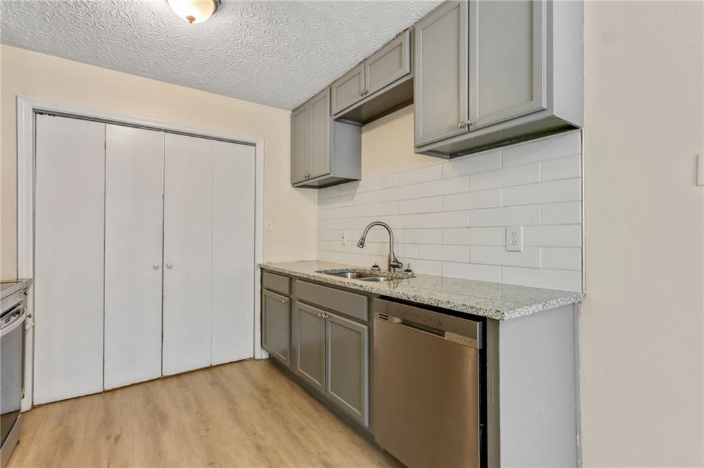 Booth circle - Residential Income