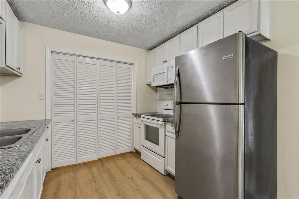 Booth circle - Residential Income