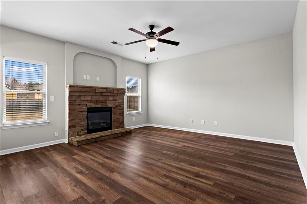 4102 Dinmont Chase, Atlanta, Georgia image 10