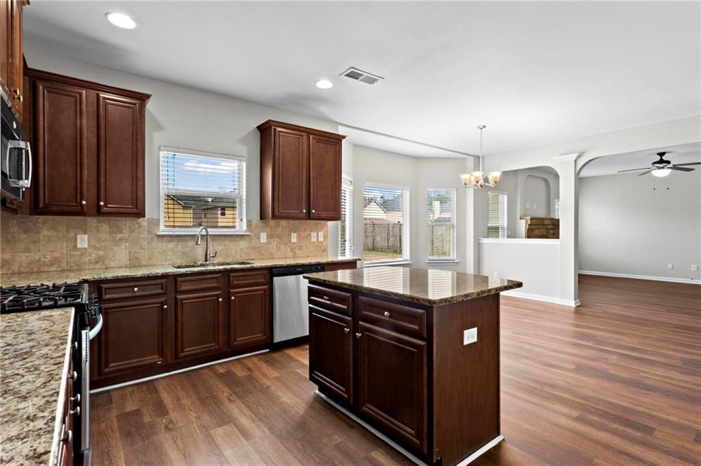 4102 Dinmont Chase, Atlanta, Georgia image 18