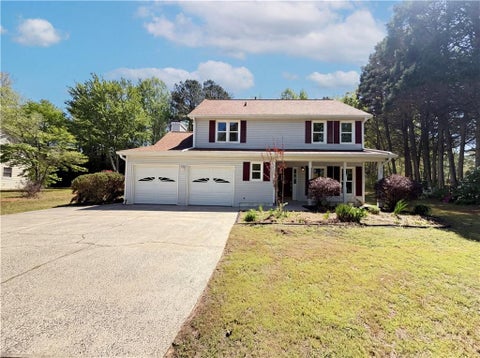 Homes For Sale - 1197 Parkwood Chase<br/> Acworth, GA 30102