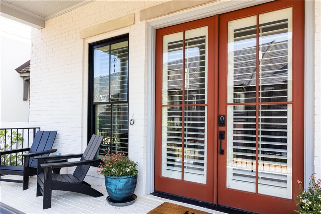 205 Kelmscott Lane