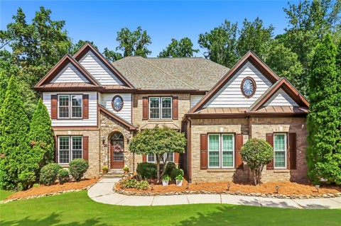 Homes For Sale - 2664 Black Fox Way<br/> Buford, GA 30519