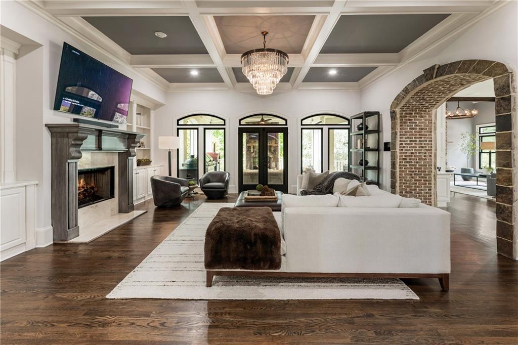 15595 Birmingham Highway