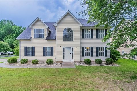 6181 E Fayetteville Drive Riverdale GA 30296