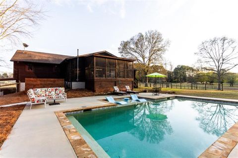 Homes For Sale - 2289 Camp Lane<br/> Walton County, Loganville, GA 30052