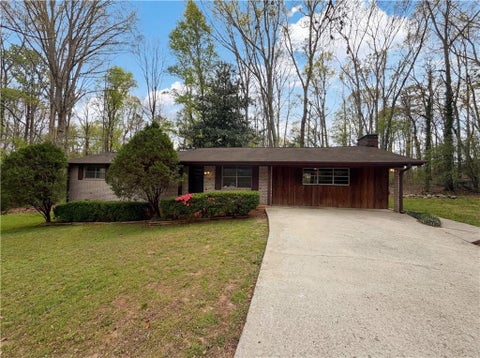 Homes For Sale - 6372 S Skyline Drive<br/> Douglas County, Douglasville, GA 30135