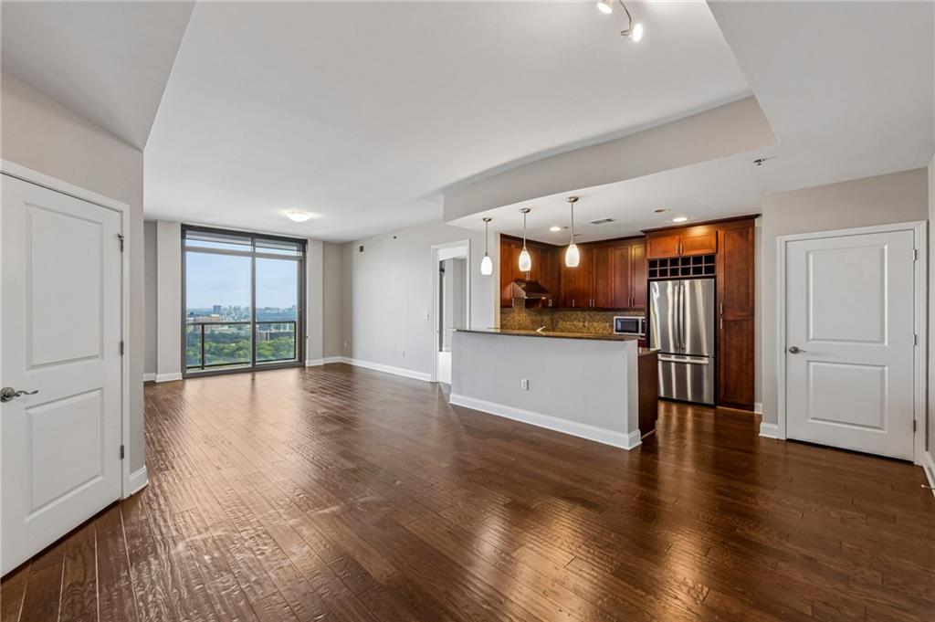 270 17th Street NW 3106