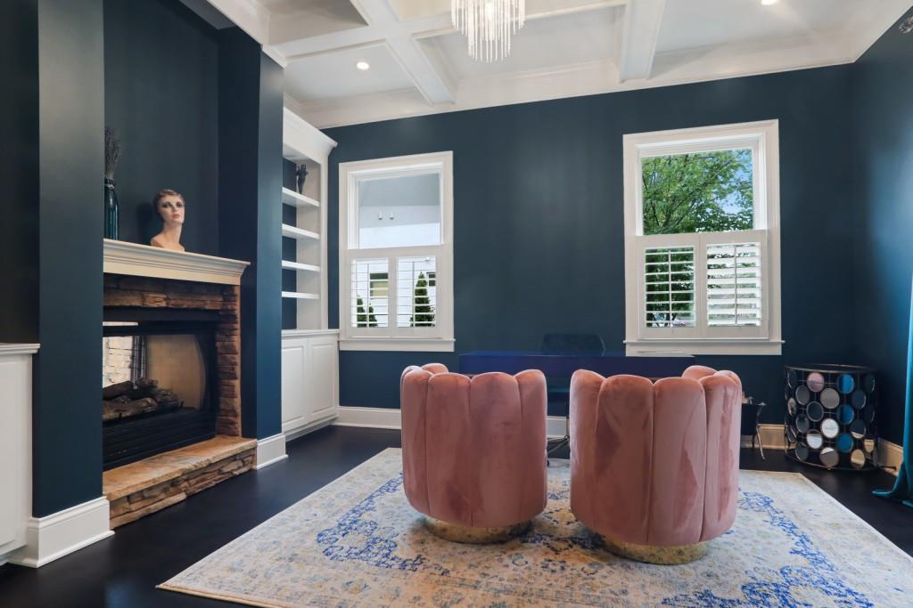 175 Sampson Street NE