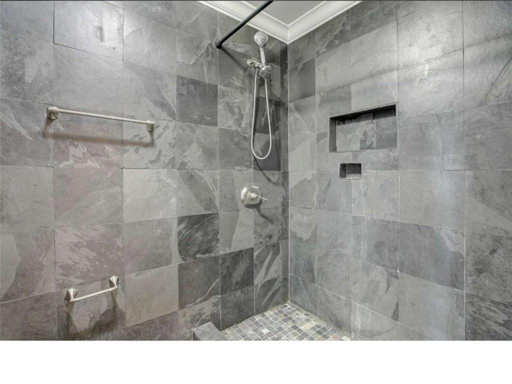 2161 Peachtree Road #APT 706, Atlanta, Georgia image 14