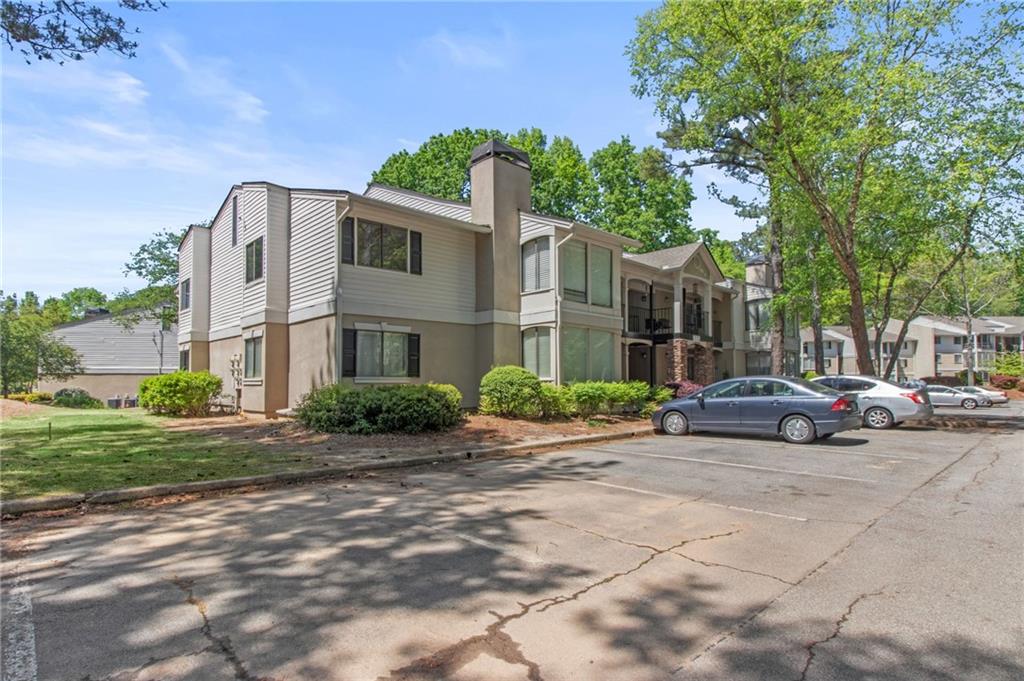 7007 Wingate Way, Sandy Springs, Georgia image 5