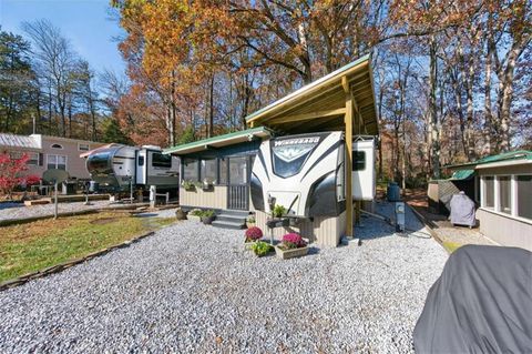 Homes For Sale - 324 Leisure Acres Drive<br/> Cleveland, GA 30528