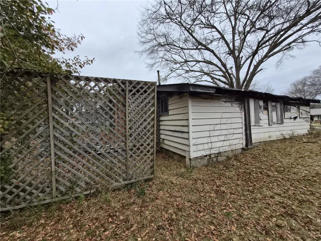 6203 Castlewood Drive