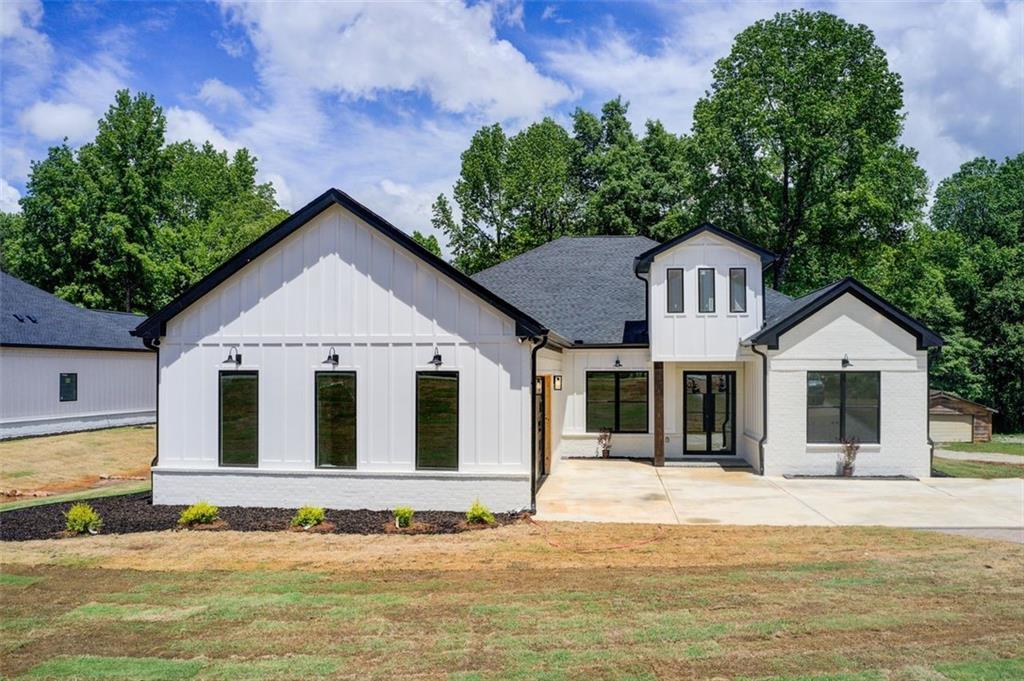 532 Rockbridge Road, Lilburn, Georgia image 1