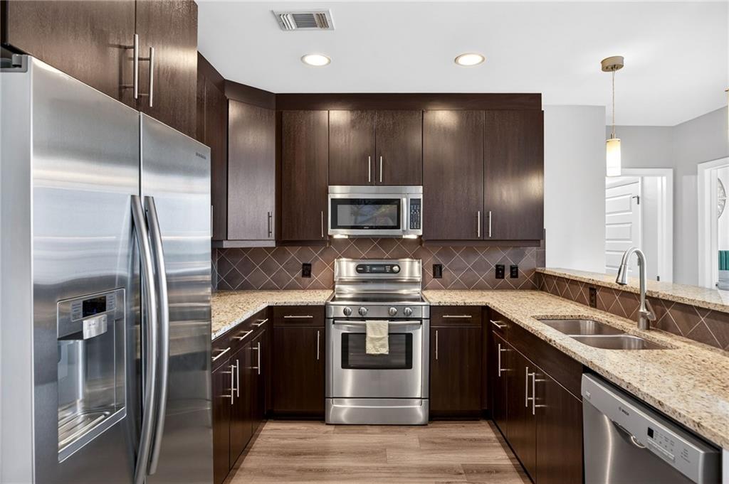 1080 Peachtree Street NE 1205