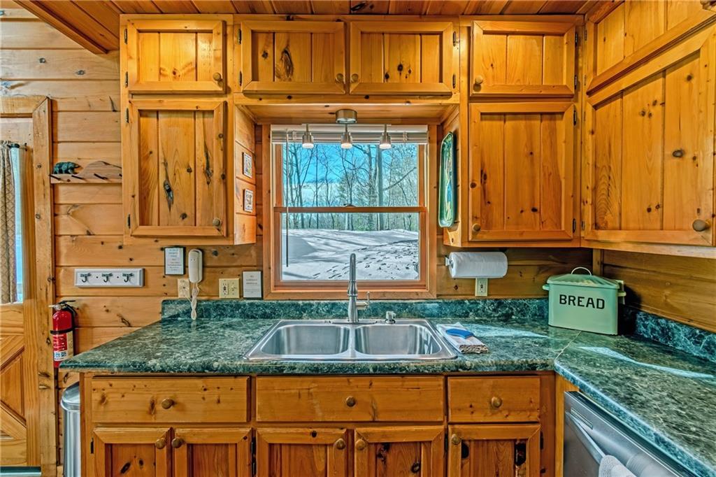 1023 Knollwood Road