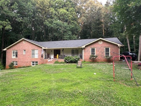 Homes For Sale - 4250 Janet Drive<br/> Stockbridge, GA 30281