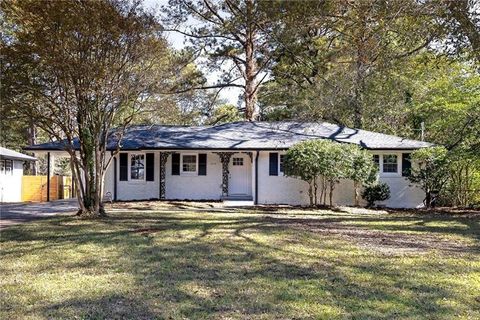 Photo of 1914 Derrill Drive, Decatur, GA 30032 (MLS # 7769139)