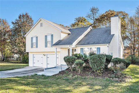 A home in Ellenwood