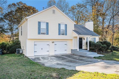 A home in Ellenwood