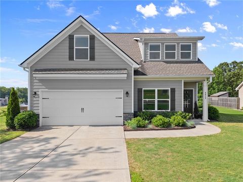 4413 Barefoot Run Gainesville GA 30506