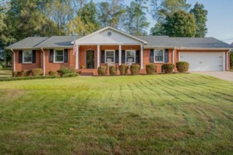 Photo of 317 Highview Drive SE, Smyrna, GA 30082 (MLS # 7657733)