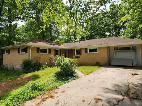 1321 Snapfinger Road Decatur GA 30032
