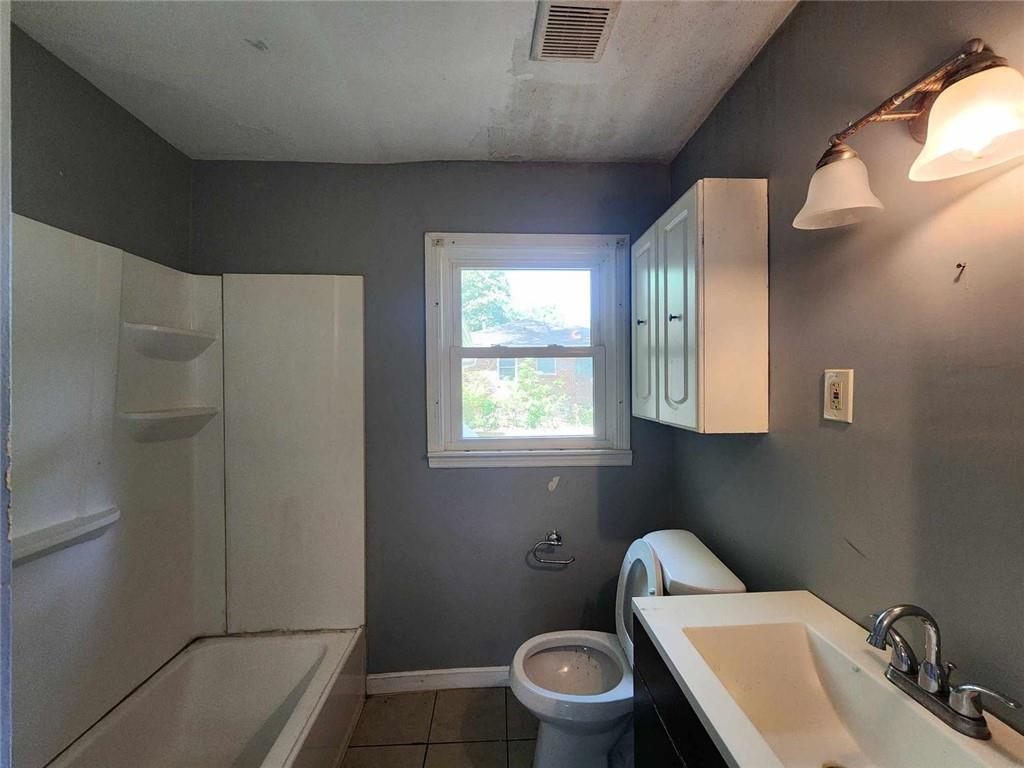 1321 Snapfinger Road, Decatur, Georgia image 12