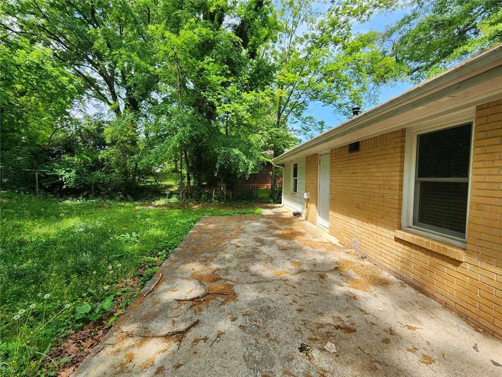 1321 Snapfinger Road, Decatur, Georgia image 13