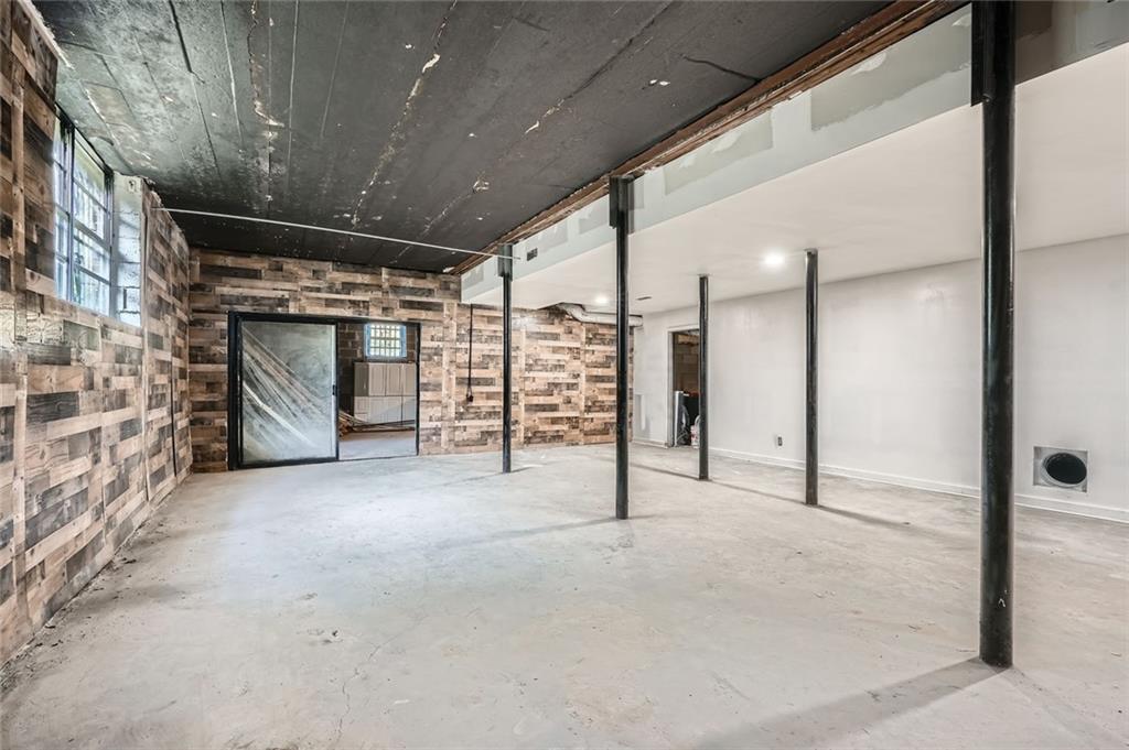 2875 Oldknow Drive, Atlanta, Georgia image 26