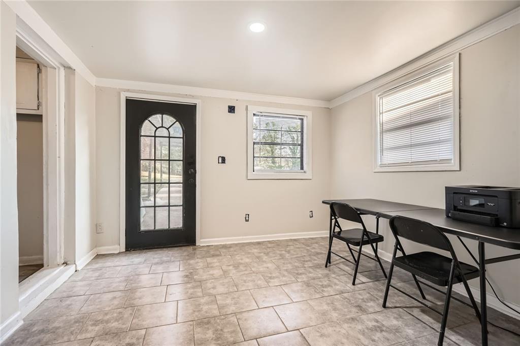 2875 Oldknow Drive, Atlanta, Georgia image 10