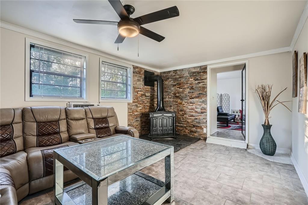 2875 Oldknow Drive, Atlanta, Georgia image 11