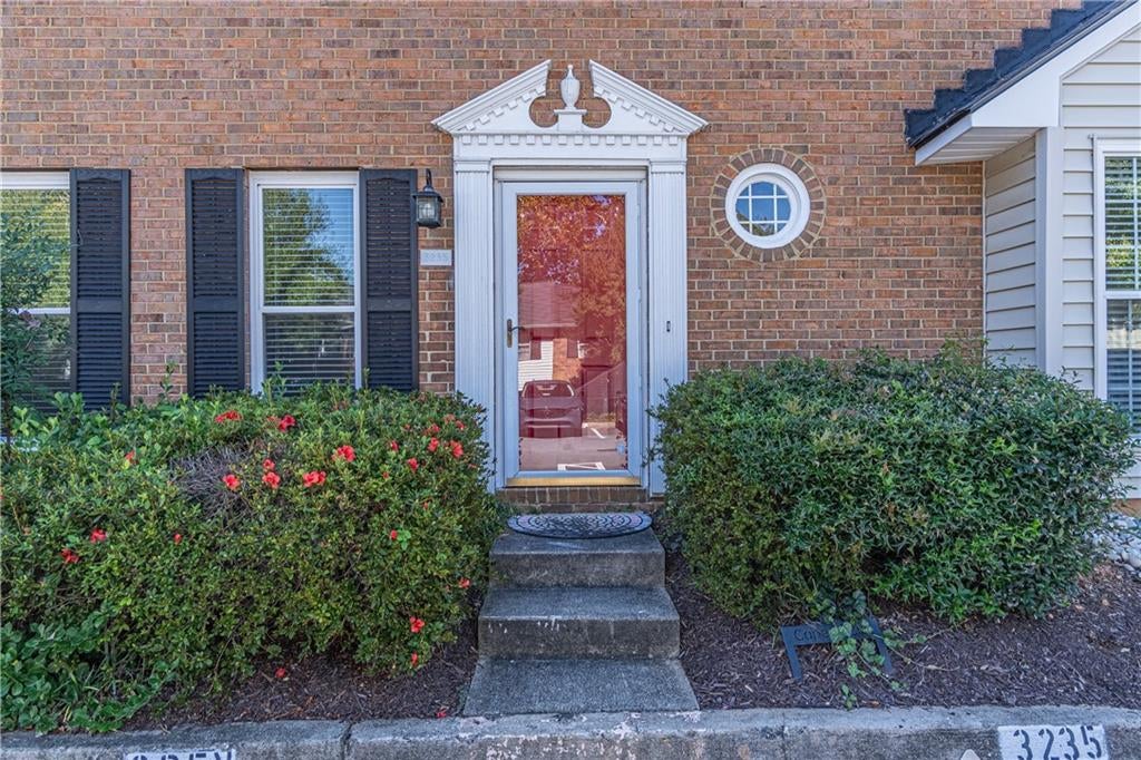 3235 Cape Circle