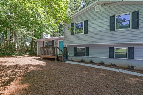 Homes For Sale - 1909 Suwanee Valley Road<br/> Lawrenceville, GA 30043