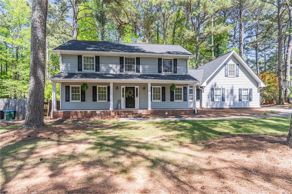 714 Lanford Springs Drive, Lilburn, Georgia image 1
