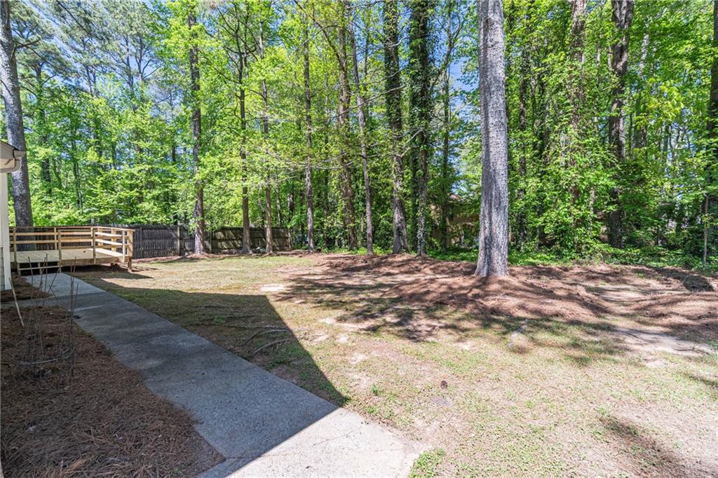 714 Lanford Springs Drive, Lilburn, Georgia image 26