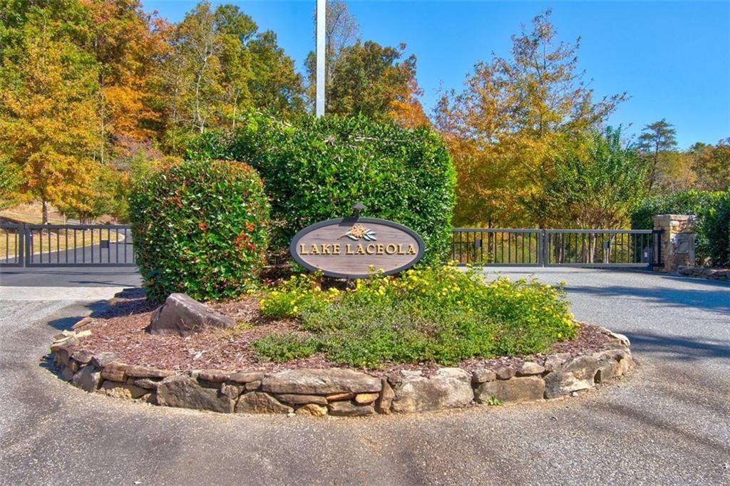 228 Stone Cliff Trace