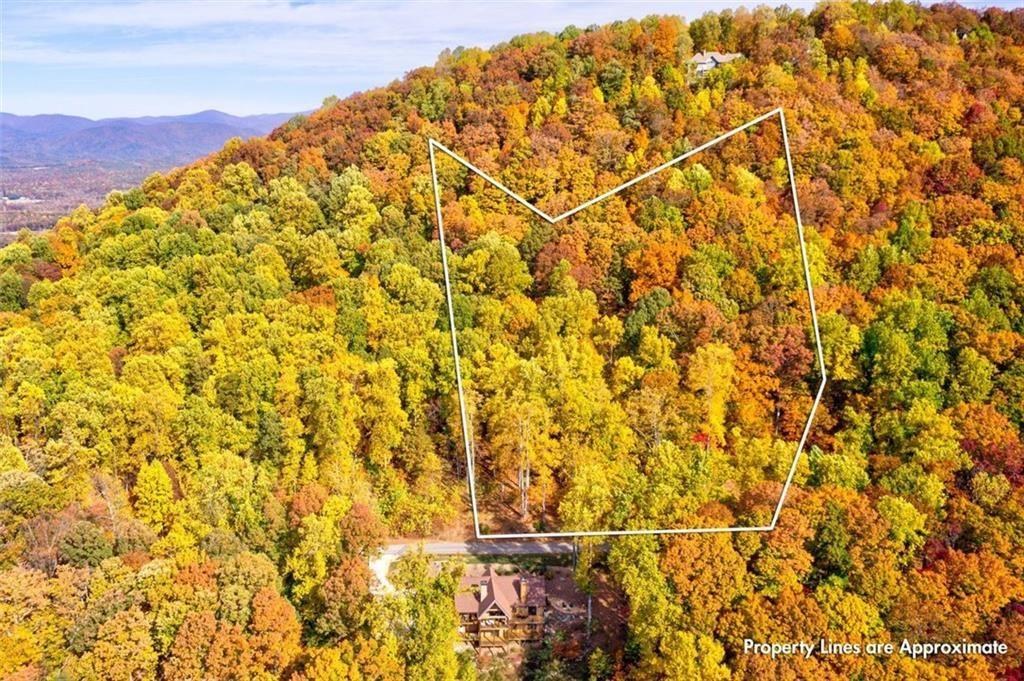 228 Stone Cliff Trace