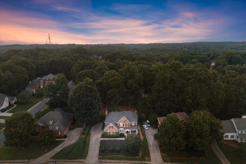 1215 Lake Washington Circle